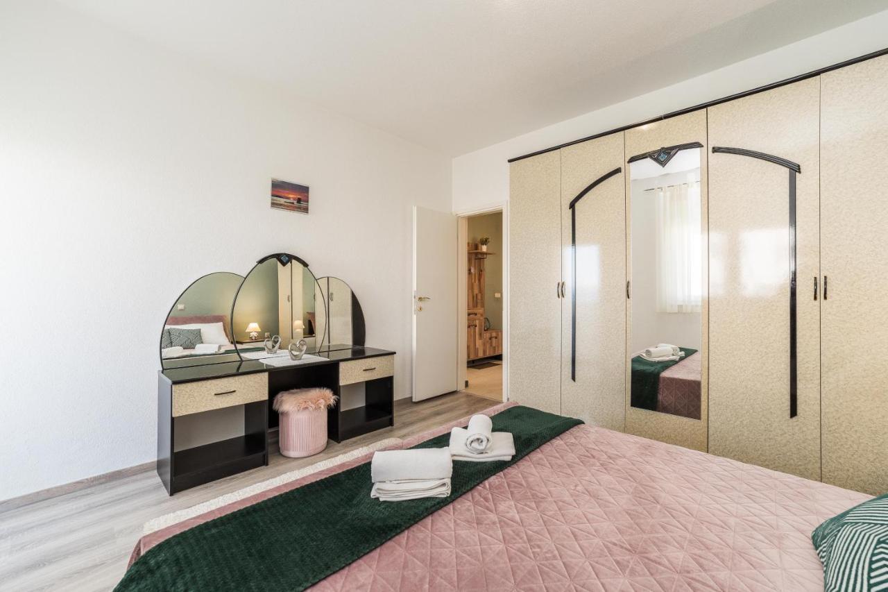 Apartments Matilda Sukosan Ngoại thất bức ảnh