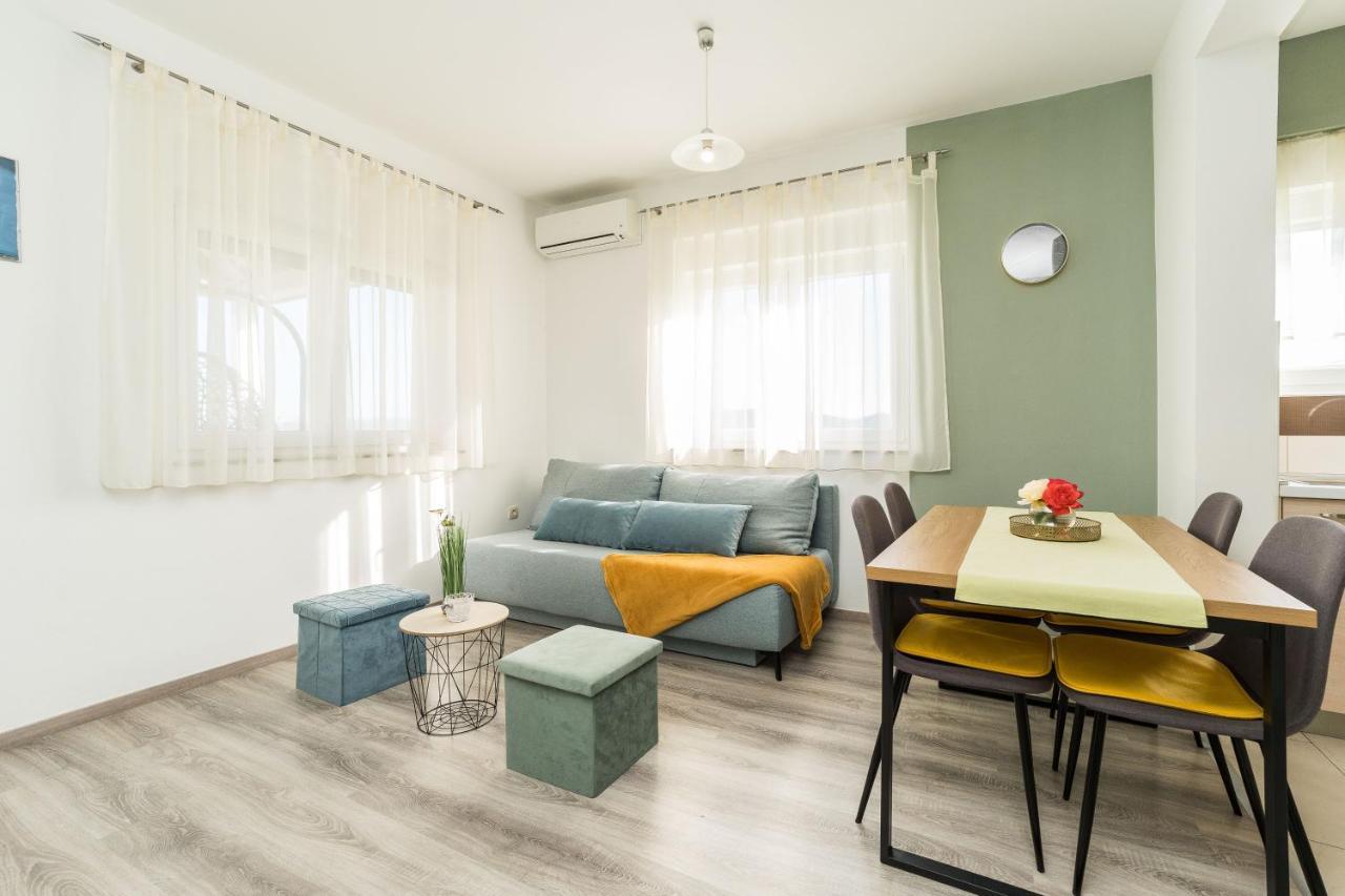 Apartments Matilda Sukosan Ngoại thất bức ảnh