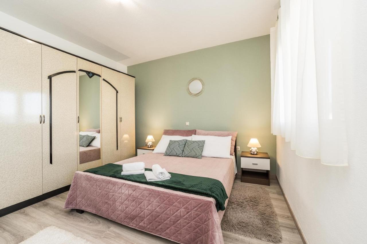 Apartments Matilda Sukosan Ngoại thất bức ảnh