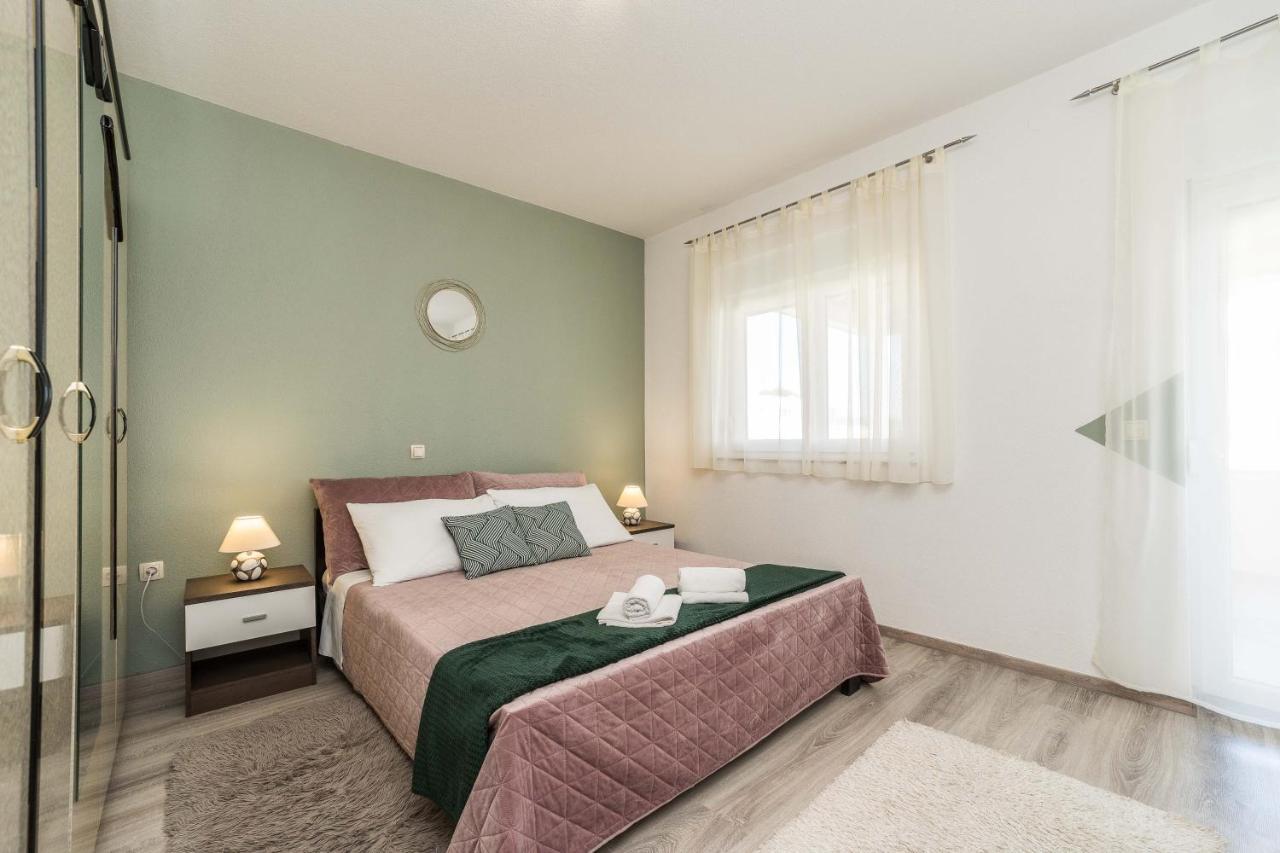 Apartments Matilda Sukosan Ngoại thất bức ảnh