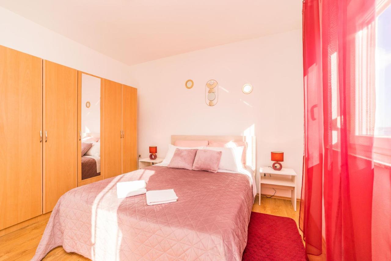 Apartments Matilda Sukosan Ngoại thất bức ảnh