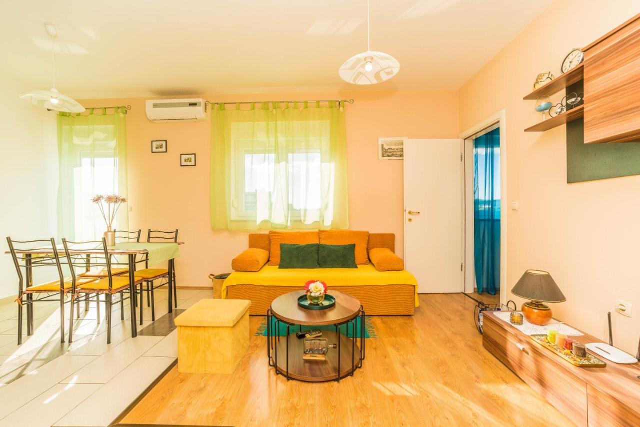 Apartments Matilda Sukosan Ngoại thất bức ảnh